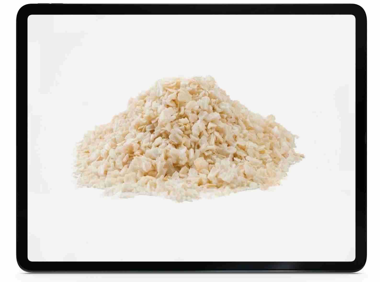 Dehydrated white onion choppes.jpg load=